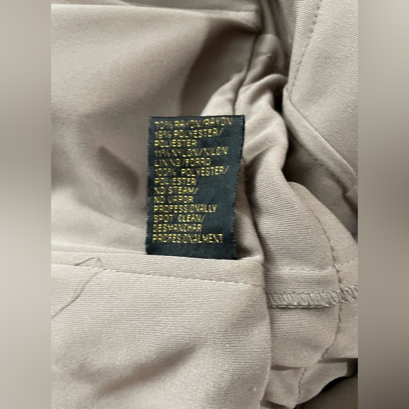 Ignite Evenings by Carol Lin Women’s 10p, beaded & sequin top embellished - Picture 5 of 7